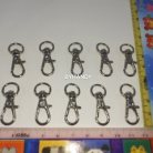 คอหมาโลหะ ดีด ขนาด 1x3.3 cm  บรรจุ 100 อัน สีนิเกิ้ล รูป 2