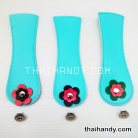 ฝาปิดกระเป๋าเฉพาะฝา พร้อมแม่เหล็กดูด ขนาด 6x18 cm  บรรจุ 3 อัน สีฟ้าอ่อน