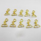 คอหมาโลหะ ปากโค้ง ขนาด 2.5x4.21 cm  บรรจุ 10 อัน สีทอง