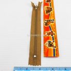 รางผ้าซิปสำเร็จรูป ฟันไนลอน ขนาดเบอร์ 3 ยาว 6 นิ้ว บรรจุ 100 ชุด สีกากี รูป 2