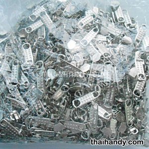 หัวซิปฟันไนลอน ลายจุด อย่างหนา ขนาดเบอร์ 5  บรรจุ 100 อัน สีนิเกิ้ล รูปเต็ม