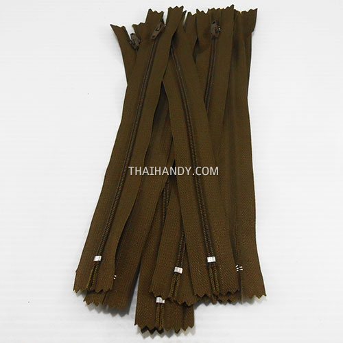 รางผ้าซิปสำเร็จรูป ฟันไนลอน ขนาดเบอร์ 3 ยาว 8 นิ้ว บรรจุ 12 ชุด สีน้ำตาล Y009 รูปเต็ม