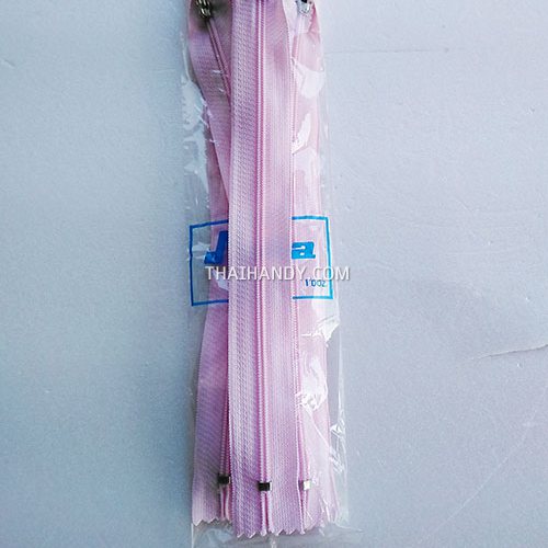 รางผ้าซิปสำเร็จรูป ฟันไนลอน ขนาดเบอร์ 3 ยาว 8 นิ้ว บรรจุ 12 ชุด สีชมพูอ่อน Y513 รูปเต็ม