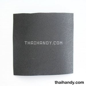 แผ่นรองพื้น PE พลาสติก หนา 1.2 มิลลิเมตร บรรจุ 33x33 เซนติเมตร สีดำ รูปเต็ม