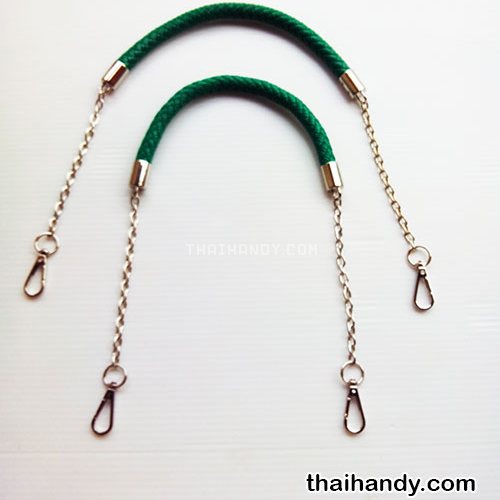 สายกระเป๋าเชือกเปียต่อโซ่ พร้อมคอหมา ขนาดยาว 60 cm  บรรจุ 1 คู่ สีเขียวใบไม้ รูปเต็ม