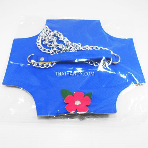 ฝาปิดกระเป๋าพร้อมสาย พร้อมสายโซ่ ขนาด 29x25.5 cm  บรรจุ 1 อัน สีฟ้าเข้ม รูปเต็ม