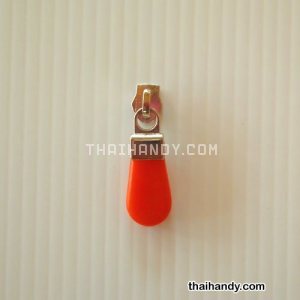 หัวซิปฟันไนลอน พลาสติก ขนาดเบอร์ 5  บรรจุ 1 อัน สีแดง รูปเต็ม