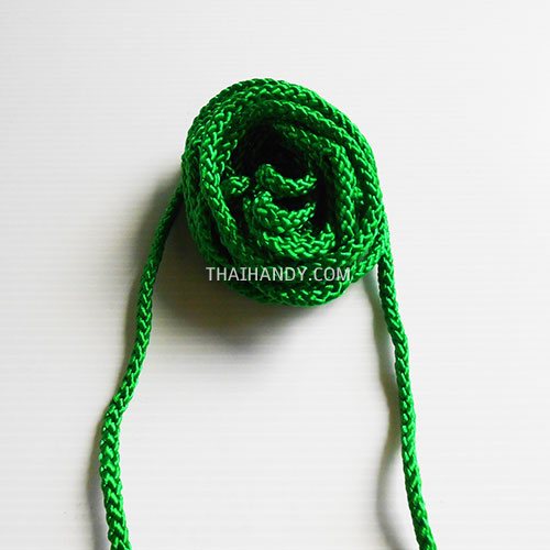 เชือกถักเปีย  PP  ขนาด 8 mm  บรรจุ 500 กรัม สีเขียวใบไม้ รูปเต็ม