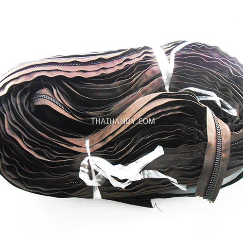 รางผ้าซิปเฉพาะรางซิป ฟันไนลอน ขนาดเบอร์ 10  บรรจุ 100 หลา สีน้ำตาลเข้ม รูปเต็ม
