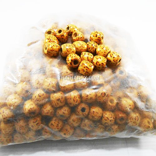 ลูกปัดไม้ ลายเส้นศิลป์ ขนาด 17 mm  บรรจุ 1 กิโลกรัม สีไม้ รูปเต็ม