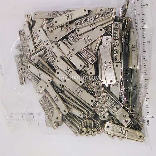 ป้ายโลหะ สี่เหลี่ยม ขนาด 2.5x0.5 cm  บรรจุ 300 อัน สีนิเกิ้ล รูปเต็ม