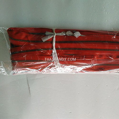รางผ้าซิปเฉพาะรางซิป ฟันเหล็ก ขนาดเบอร์ 3 ฟันสีทองรมดำ บรรจุ 50 หลา สีแดง รูปเต็ม