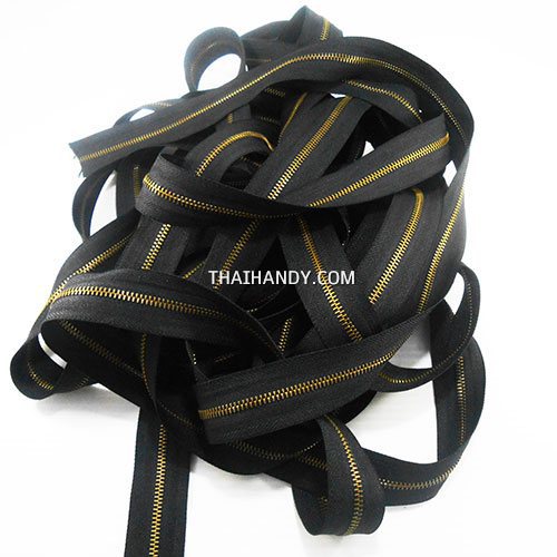 รางผ้าซิปเฉพาะรางซิป ฟันเหล็ก ขนาดเบอร์ 3 ฟันสีทองรมดำ บรรจุ 50 หลา สีดำ รูปเต็ม