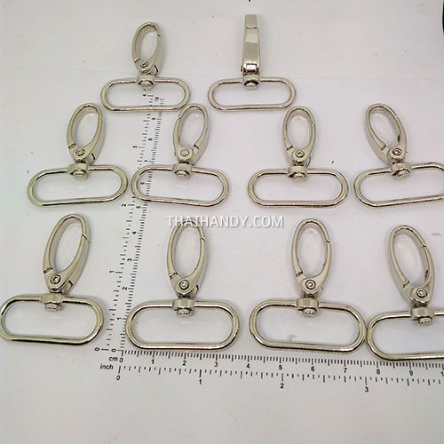 คอหมาโลหะ แฟชั่น ขนาด 3x4.5 cm  บรรจุ 10 อัน สีนิเกิ้ล รูปเต็ม