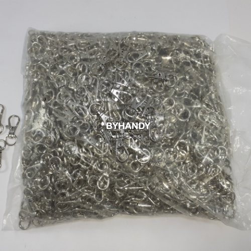 คอหมาโลหะ ดีด ขนาด 1x3.3 cm  บรรจุยกถุงไม่นับใหม่ได้ 970-1000 อัน สีนิเกิ้ล รูปเต็ม