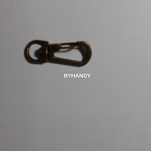 คอหมาโลหะ ตะขอซี ขนาด 1.21x3.8 cm  บรรจุ 10 อัน สีทองรมดำ รูปเต็ม